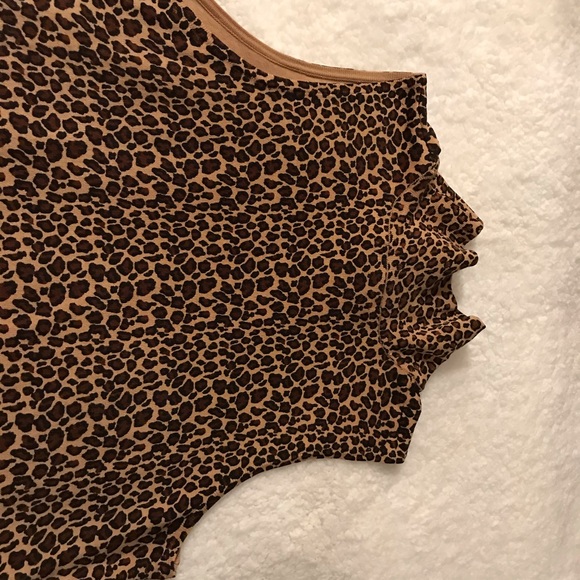 Leopard Print, Turtle Neck Blouse - Picture 6 of 6